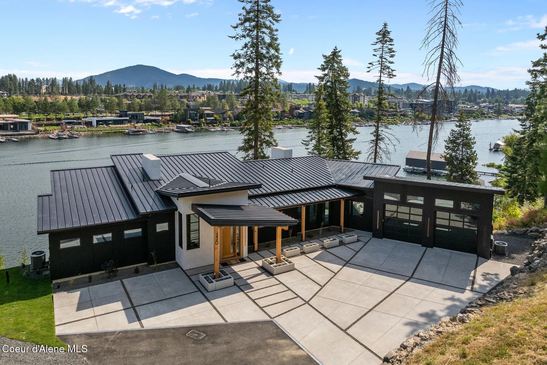 1822 E Everett Ave, Spokane, WA 99207